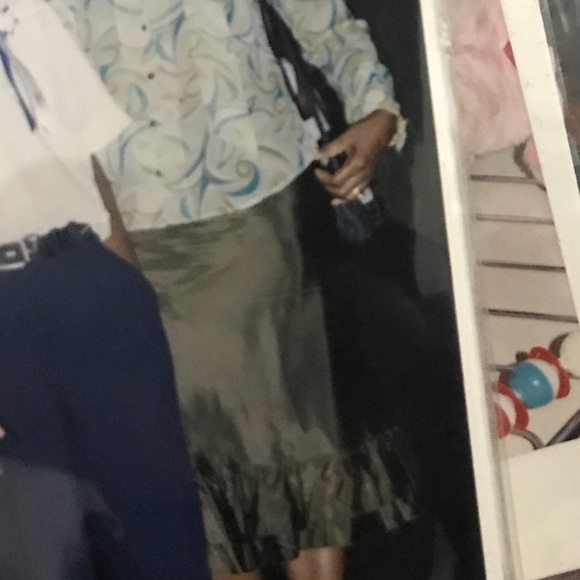 Set - Picture 2 of 2